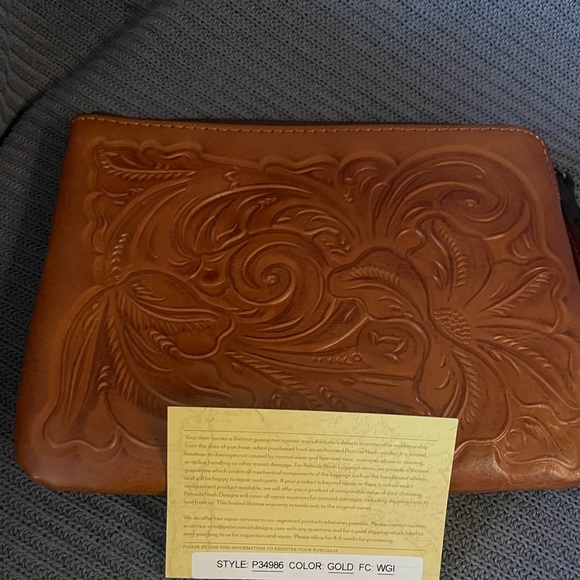 Patricia Nash wristlet. Tooled leather - Picture 5 of 5